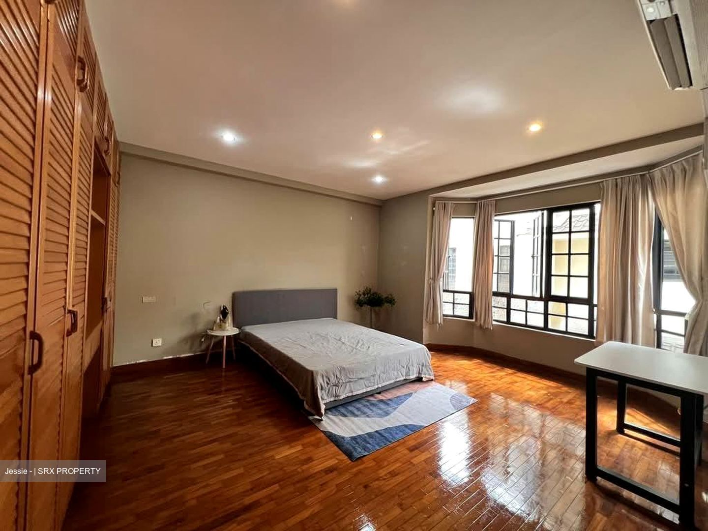Yunnan Gardens (D22), Terrace #535857121